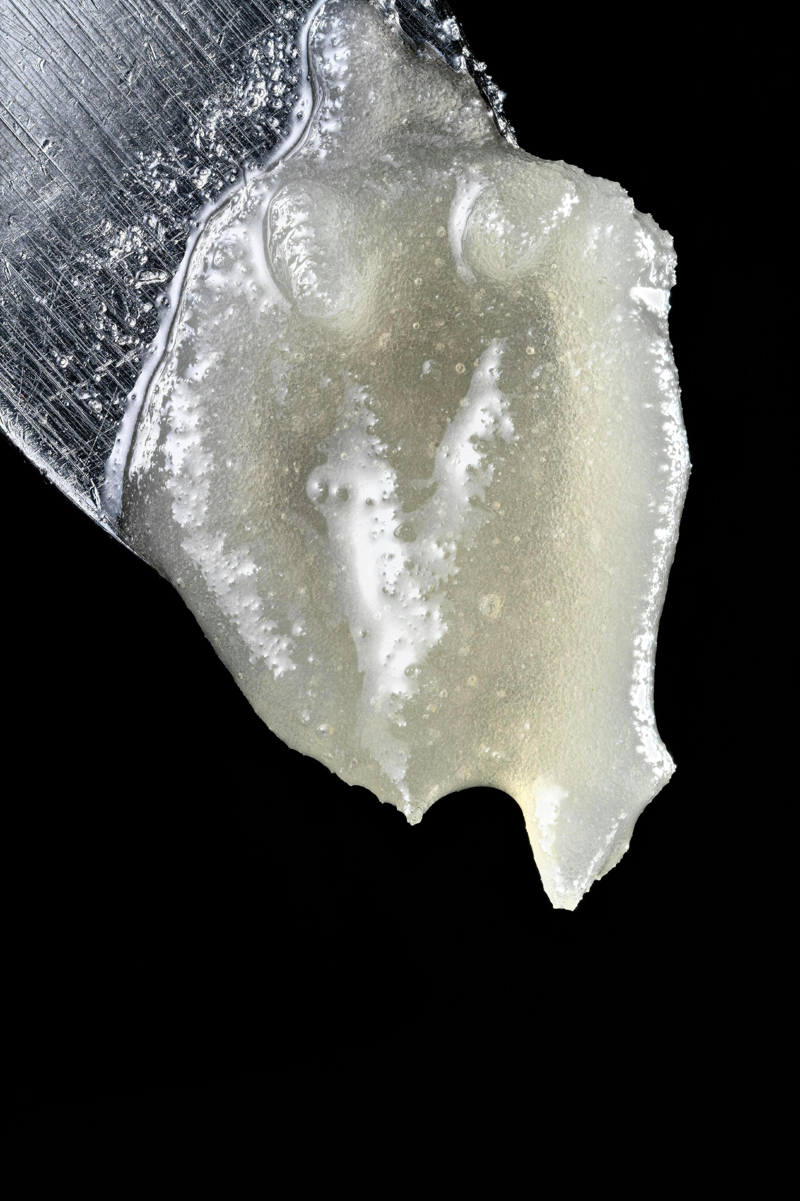 Inhouse Melts 90u Cure Black Lemon