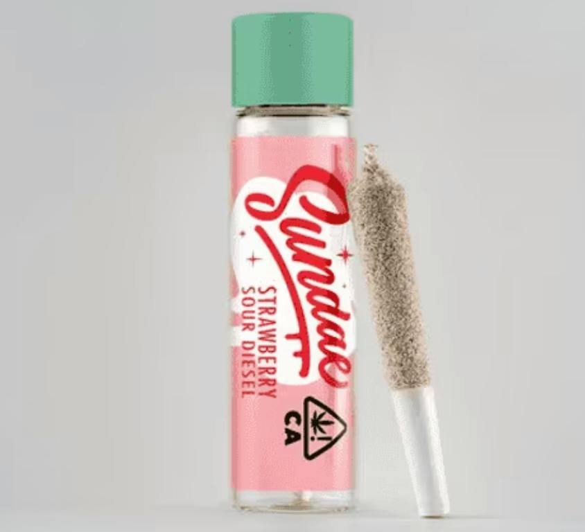 Sundae: Strawberry Sour Diesel