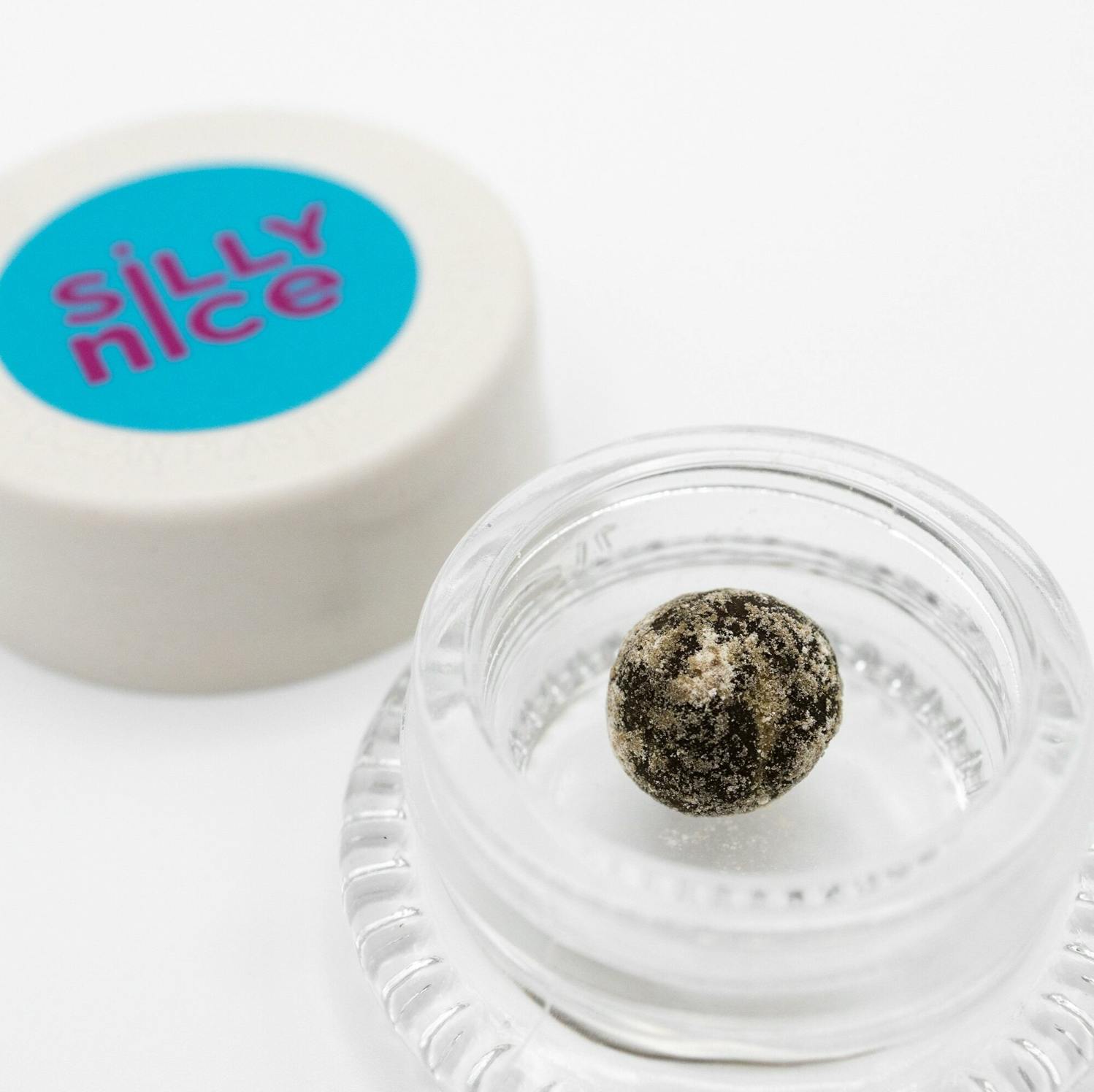 Silly Nice - Frosted Hash Ball - Hash - 1g