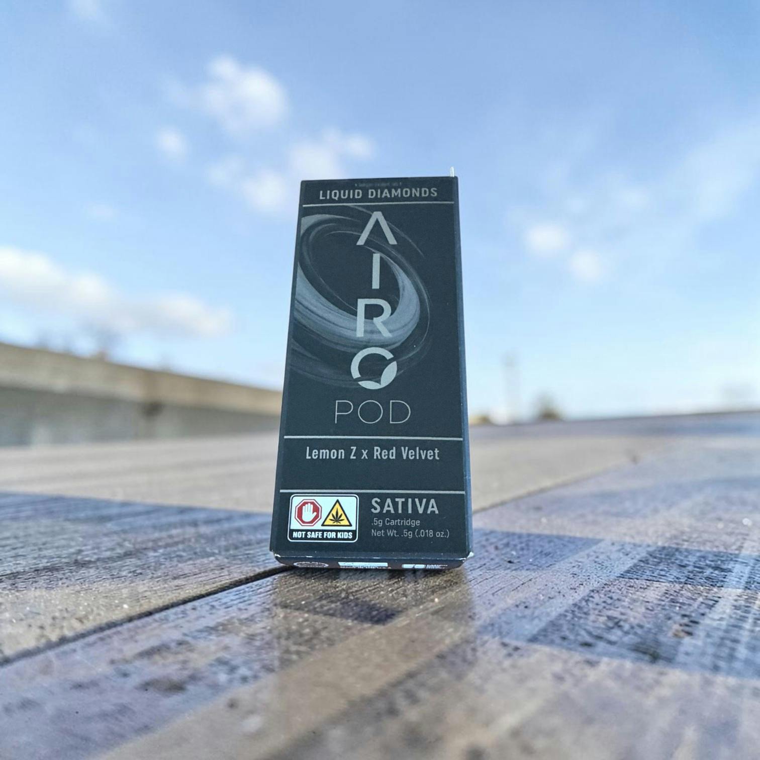 LEMON Z X RED VELVET - LIQUID DIAMONDS - AIROPOD - 0.5 G