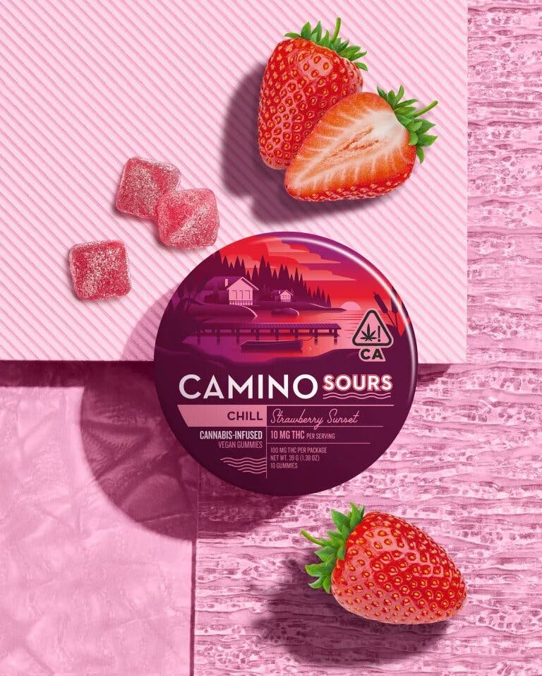STRAWBERRY SUNSET CHILL SOUR GUMMIES A7
